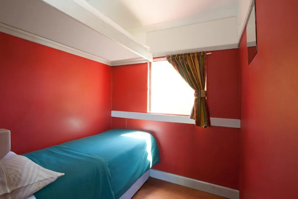 Hostel Train Lodge Cape Town South Africa